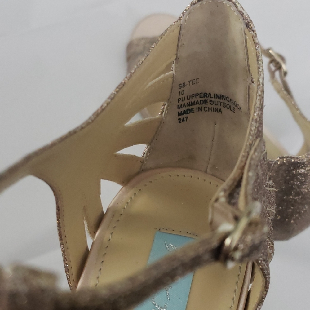 BNIB Betsey Johnson SB-TEE T Strap Heels - Picture 6 of 8